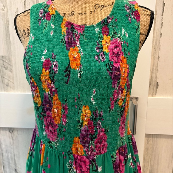 TORRID DRESS SIZE 1 (14/16) SLEEVELESS - Picture 2 of 11